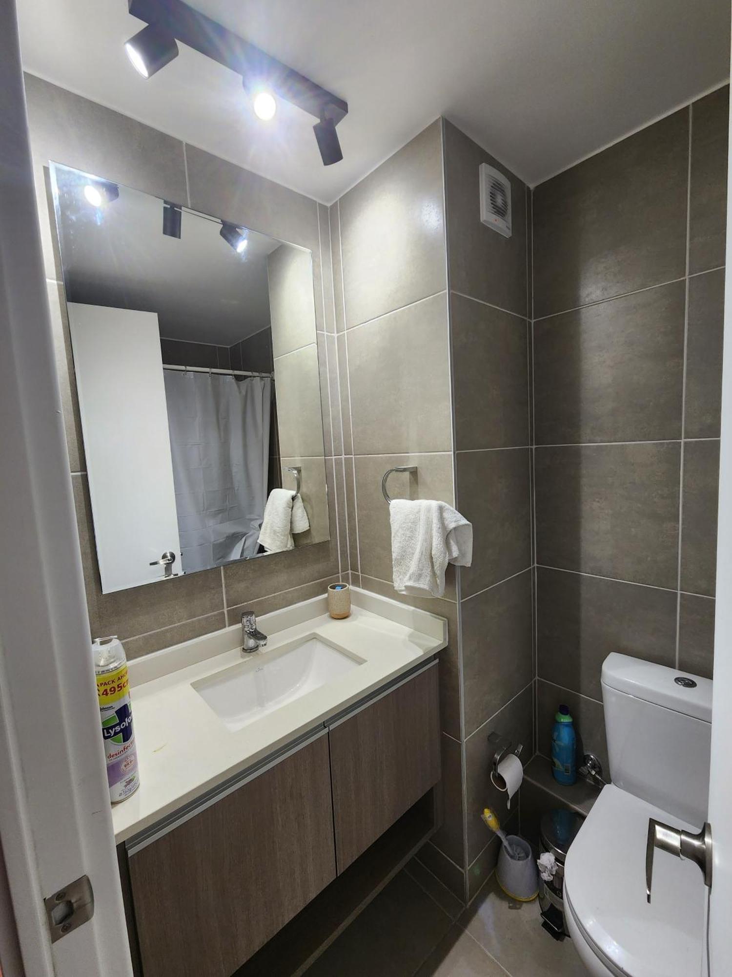 Privada En Nuevo Depto Con Terraza Y Ac Por Metro Irarrazaval Santiago de Chile