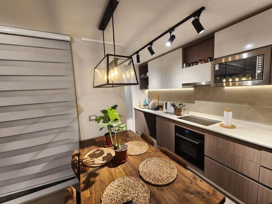 Apartamento Privada En Nuevo Depto Con Terraza Y Ac Por Metro Irarrazaval